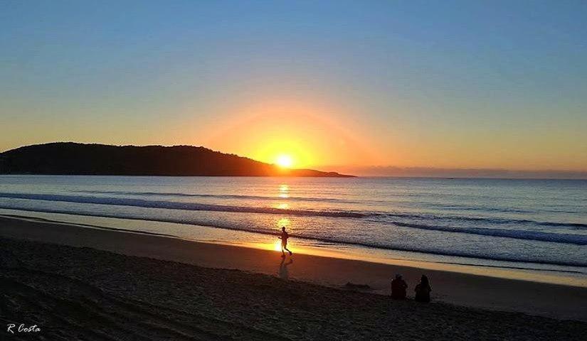 Loft Bem Localizado Proximo A Praia 구아라파리 외부 사진